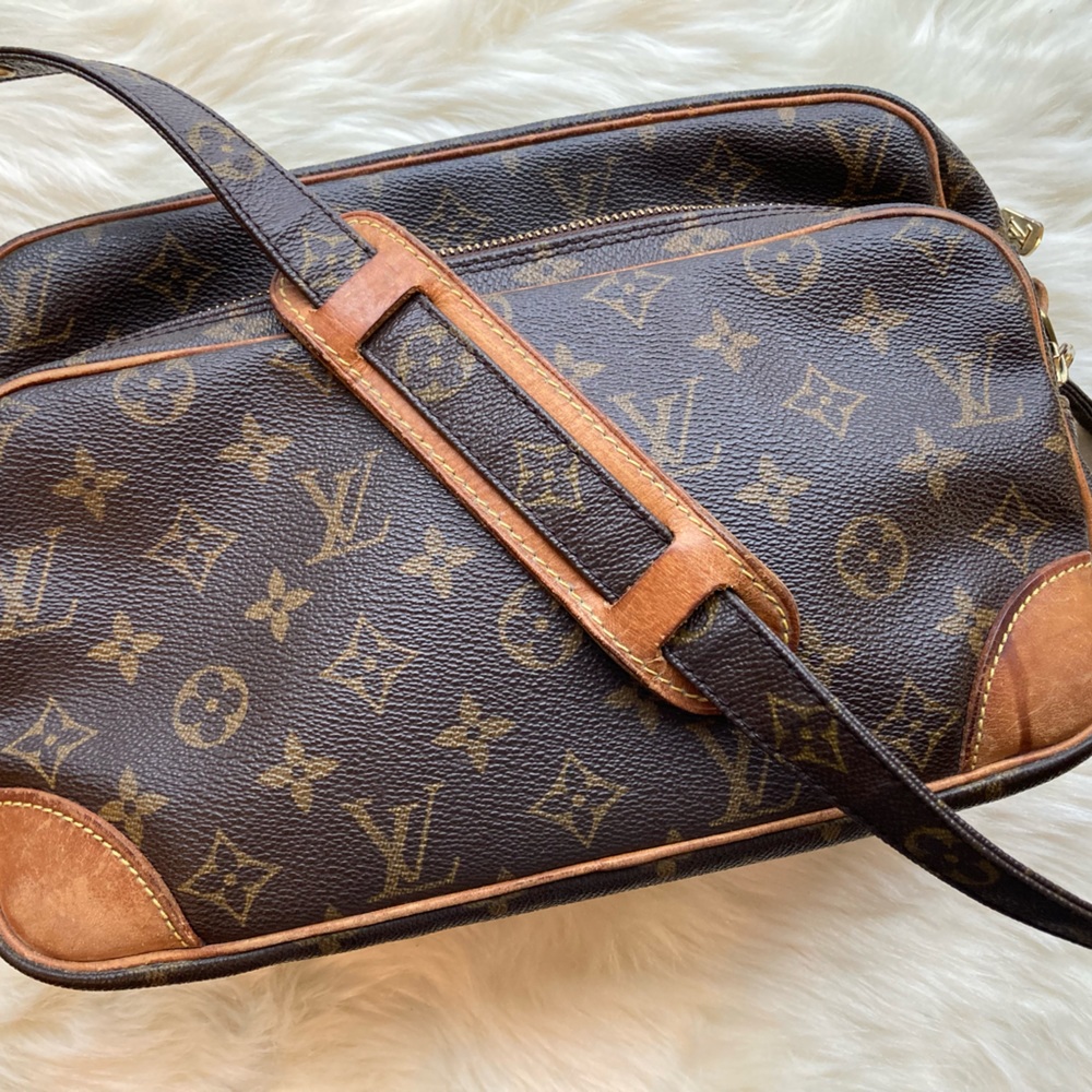 Authentic Vintage Louis Vuitton Nile Crossbody Shoulder Bag